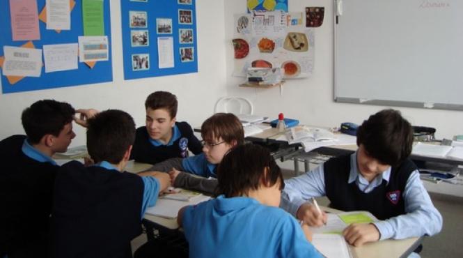 elevii care nu vor face religie vor avea ore de civica si morala