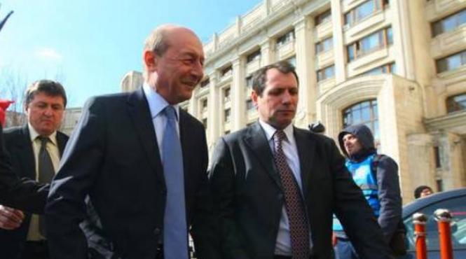 basescu asteptat la parchet fostul presedinte trebuie sa se prezinte azi in fata procurorilor