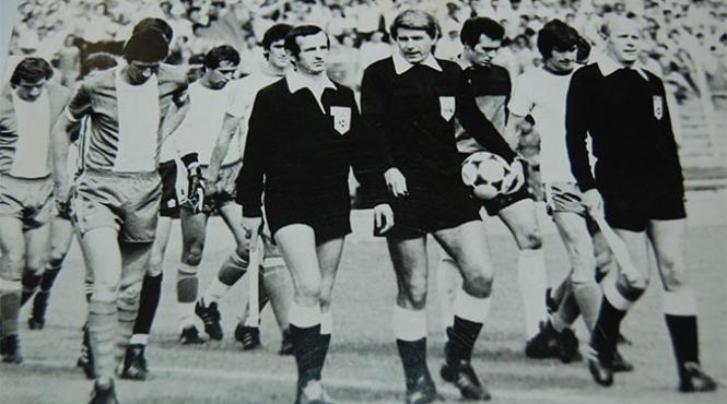 in memoriam o imagine inedita cu nicolae rainea de la un derby romanesc