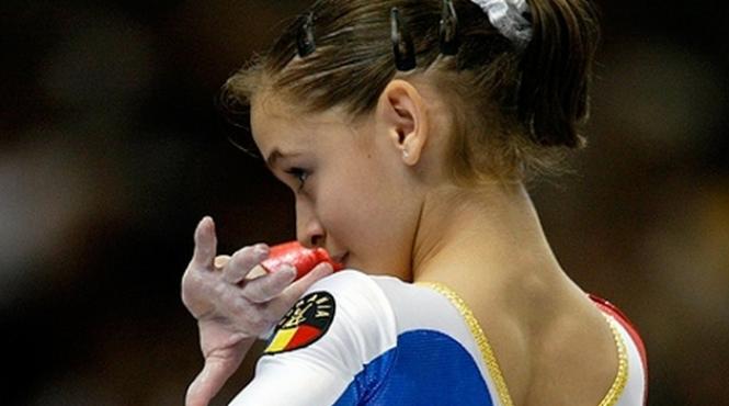 aur la barna pentru andreea munteanu la campionatele europene de gimnastica artistica de la montpellier