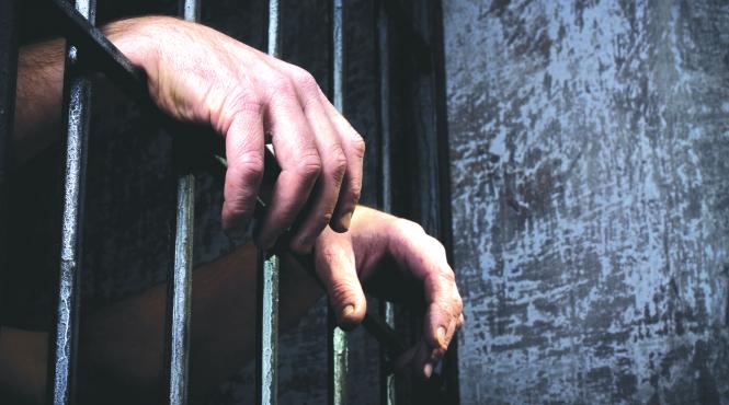 condamnare pentru conditiile din arest