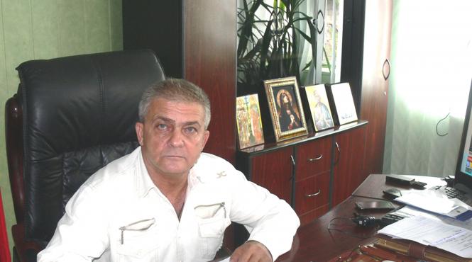 primarul care a luat fonduri europene ca sa alunge medicii