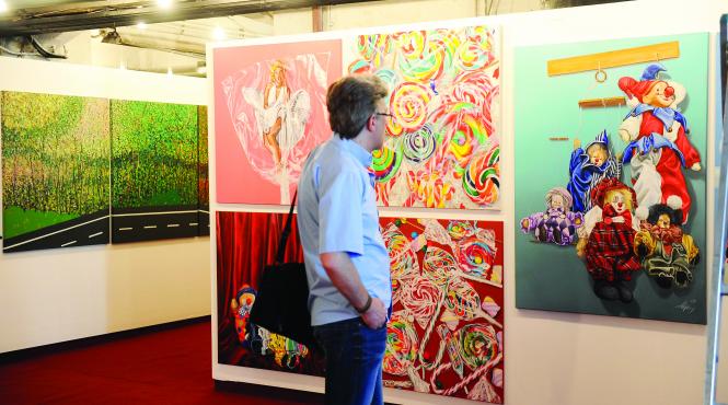 muzee si galerii de arta se bat sa expuna in parcare