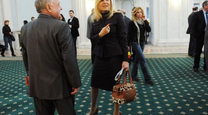 elena udrea ramane in arest la domiciliu