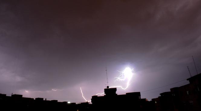 atentionare nowcasting cod galben de furtuna pentru judetul cluj