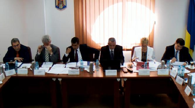 csm sedinta cu posetele pe masa