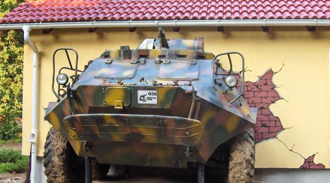 te ai gandit sa pleci in vacanta si sa te cazezi intr un tab asta intr o fosta unitate militara infiintata in 1936 de regele carol al ii lea