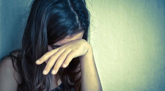 o fata de 14 ani din botosani a fost batuta crunt de tatal sau