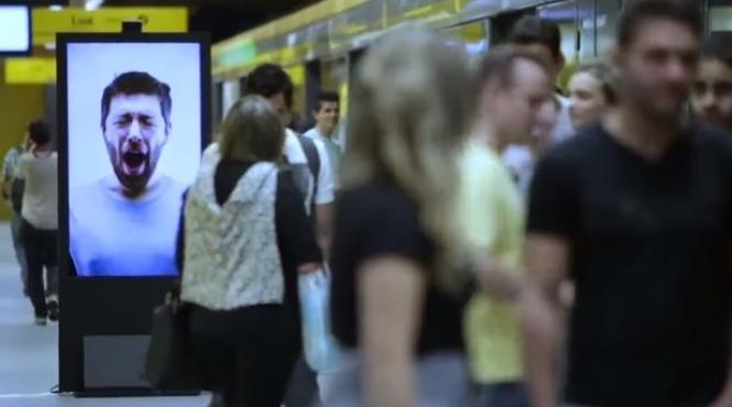 imposibil sa nu te apuce cascatul reclama inteligenta