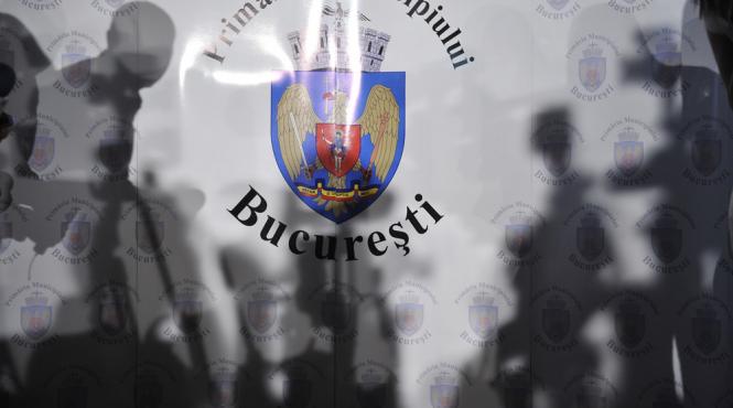 o noua retinere in primaria capitalei functionar prins in flagrant delict