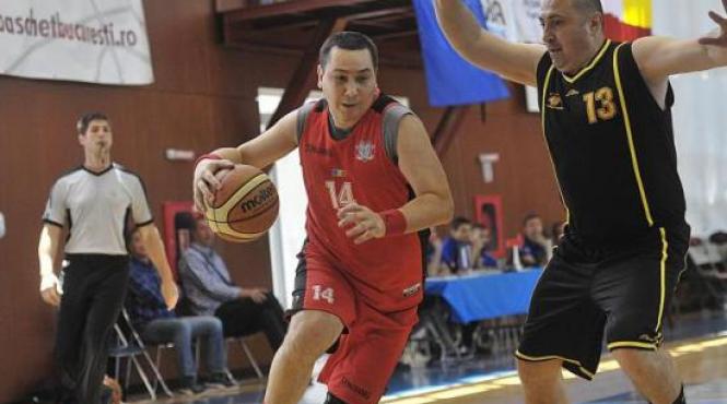 premierul victor ponta s a operat in turcia la genunchiul stang