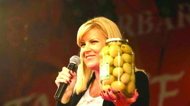 dez iluzia zilei ia de la basescu