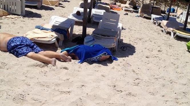 atac terorist in tunisia soldat cu cu cel putin 27 de morti