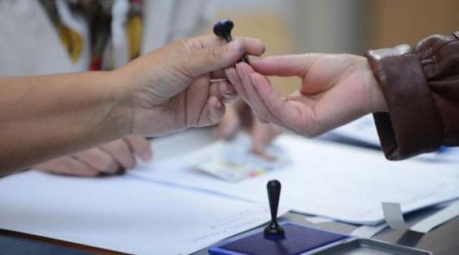 cetatenii republicii moldova sunt asteptati sa voteze unirea cu romania