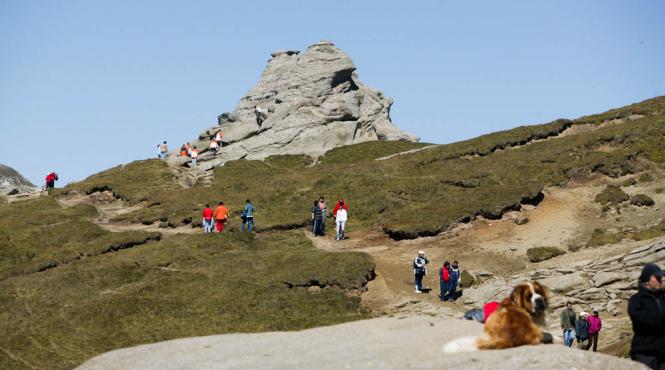 trei turisti blocati pe masivul bucegi