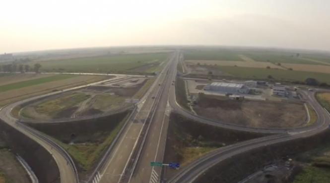 s a deschis arad nadlac acum romanie e legata de europa si printr o autostrada