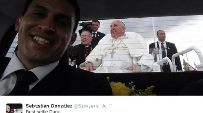 cine a facut cel mai tare selfie cu papa francisc
