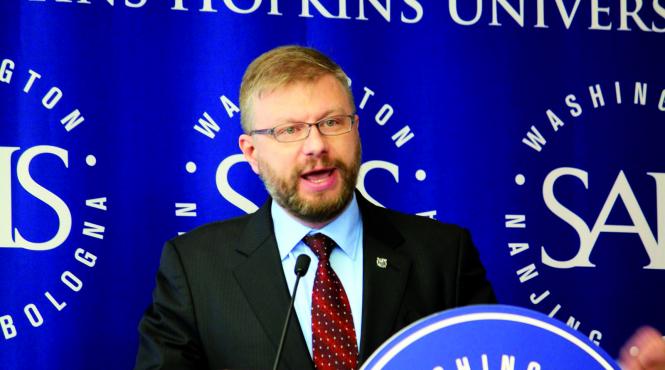 romanul care are grija de drepturile omului in coreea de nord