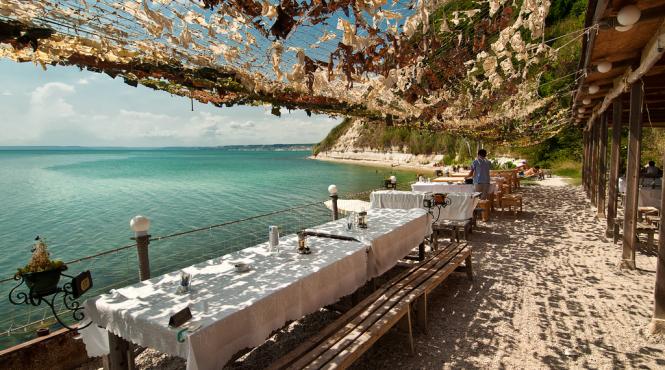 descopera plajele salbatice de la marea neagra