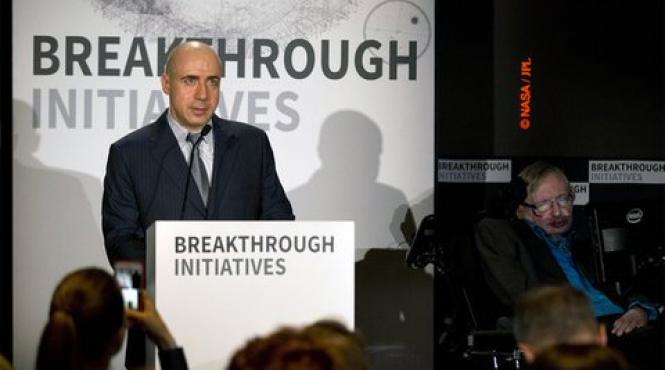 stephen hawking sustine un proiect pentru descoperirea inteligentei extraterestre