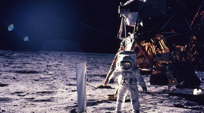 ziua in care omul a intalnit primul ozn in spatiul extraterestru marturii tulburatoare video