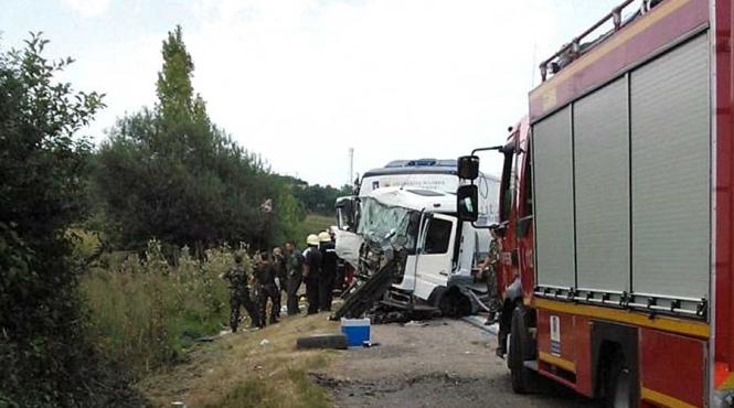 un autocar al mapn implicat intr un accident rutier grav