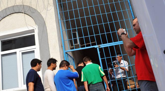 30 de detinuti sunt zilnic eliberati conditionat