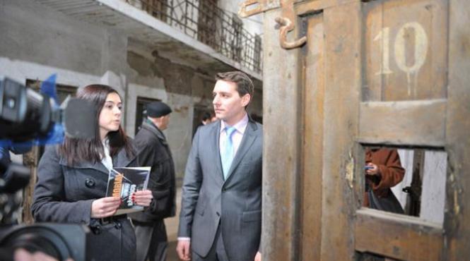 reactie nicolae nepotul regelui mihai pozitia de principe impune un mod de a mi conduce viata dificil de acceptat