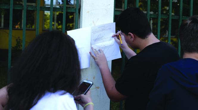 ministerul educatiei vrea sa faca schimbari majore chiar de la anul evaluare mai dura si treapta a doua la liceu