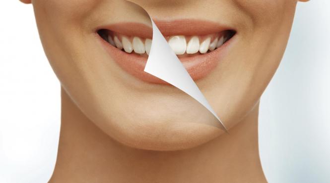 secretele bunicii un zambet alb si stralucitor cu doua ingrediente