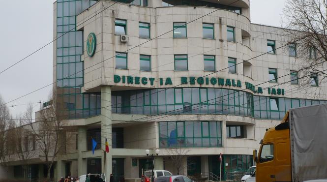 au trecut fraudulos granita si au fost prinsi cu marijuana dosita sub sapca