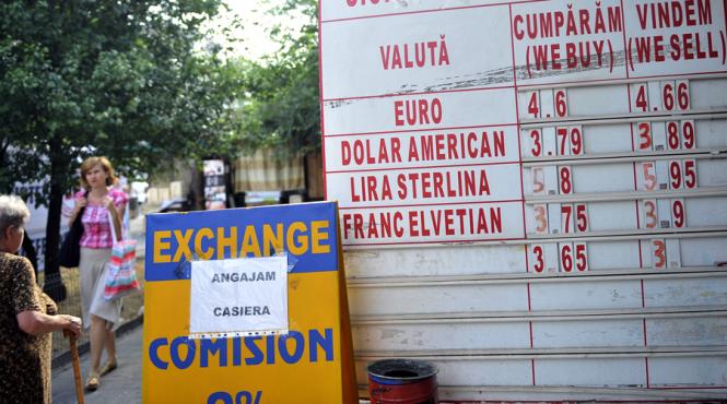 leul se depreciaza in continuare fata de principalele valute