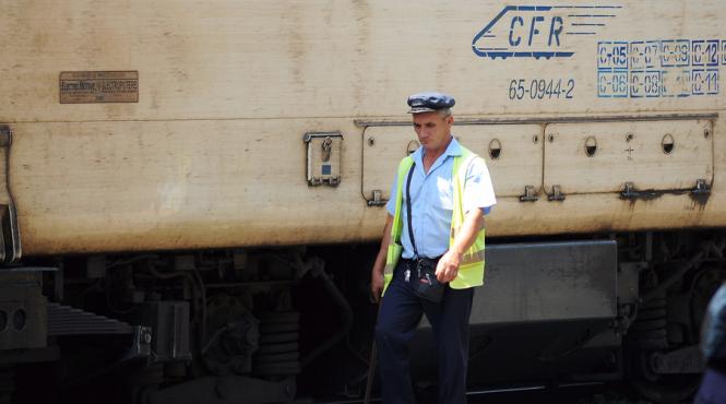 un vasluian s a sinucis aruncandu se in fata trenului