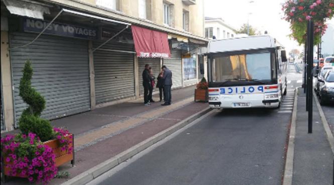 8 000 de oameni evacuati din cauza unei bombe la paris