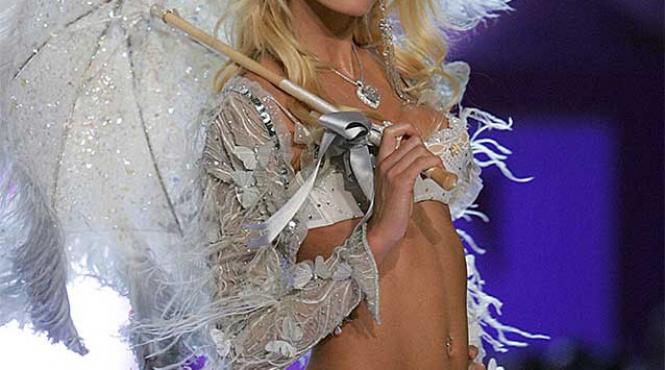 un fost manechin al casei victoria secret la un pas de moarte