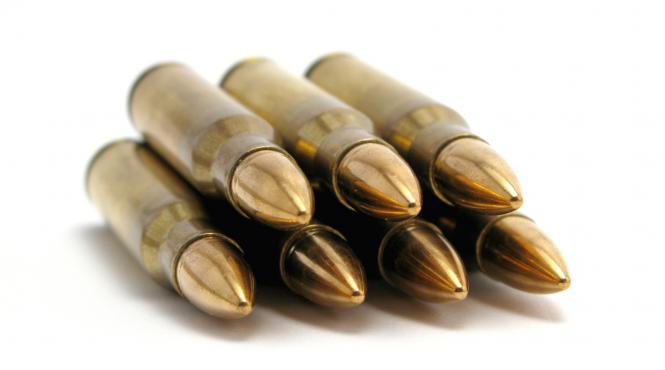 glontul care isi urmareste tinta