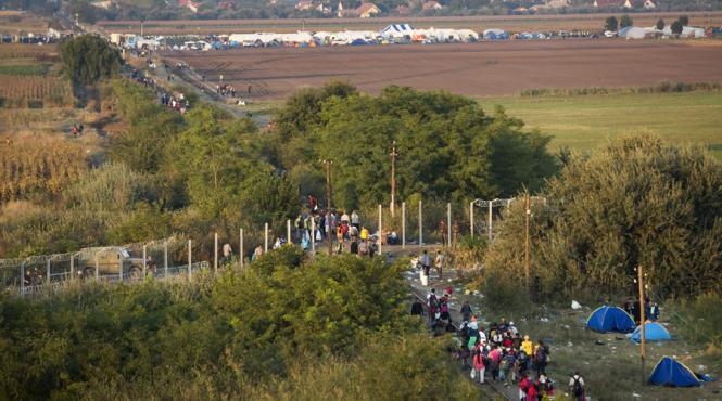 politia ungara a inchis punctul de trecerea frontierei cu serbia de la roszke