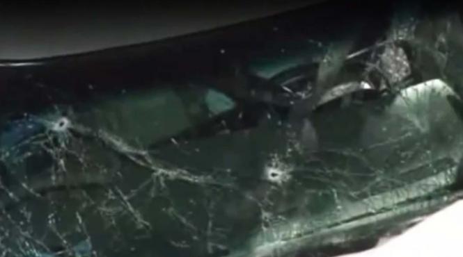 video scene ca de razboi pe o autostrada din sua