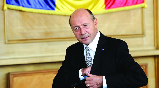 basescu intrebat cum si a reluat mandatul