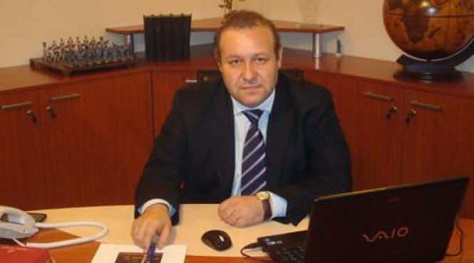 daniel fenechiu a anuntat ca va candida la priaria capitalei