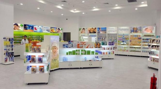 tranzactie importanta help net preia 19 farmacii centrofarm