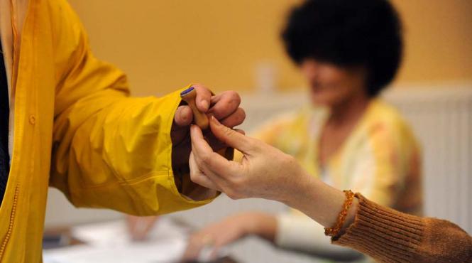 comisia pentru cod electoral a dat raport favorabil proiectului privind votul prin corespondenta