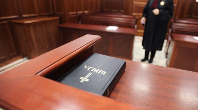 perchezitie diicot la resita intr un dosar ce vizeaza un grup infractional organizat sprijinit de un judecator