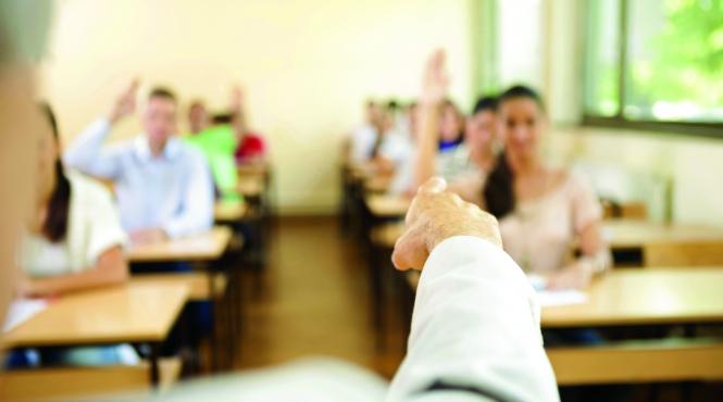 inflatia de cursuri nu impresioneaza