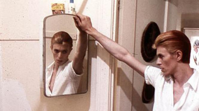 david bowie implineste 69 de ani si isi lanseaza un nou album