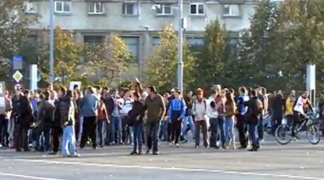 mars de protest in bucuresti se cere demisia lui gabriel oprea