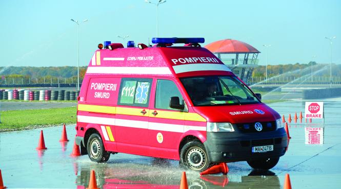 cursuri de conducere defensiva la ambulanta
