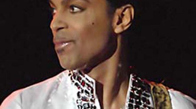 prince s a intors pe retelele de socializare