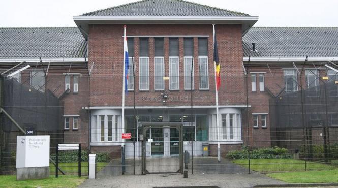 extreme in puscariile din europa la englezi sunt arhipline iar olandezii le desfiinteaza din lipsa de clienti