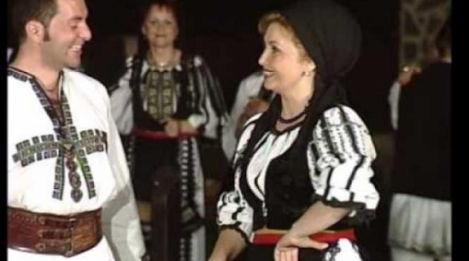 drama in familia unei artiste de muzica populara a cazut in patima alcoolului si e suspectata de crima